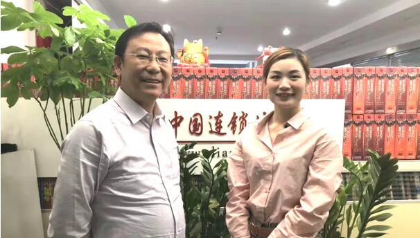 門(mén)店連鎖培訓(xùn)-長(zhǎng)沙黃金時(shí)代.jpg 門(mén)店連鎖培訓(xùn)-長(zhǎng)沙黃金時(shí)代.jpg