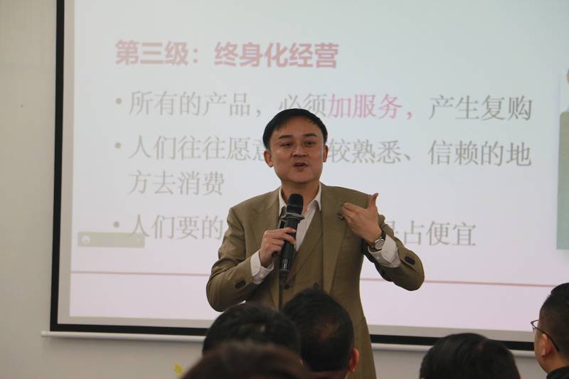 IMG_9296_(800_x_600).jpg IMG_9296_(800_x_600).jpg